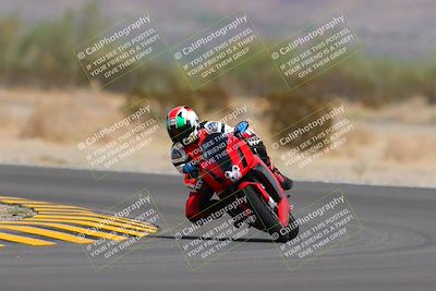 media/Sep-11-2022-SoCal Trackdays (Sun) [[81b7e951af]]/Turn 5 (1110am)/